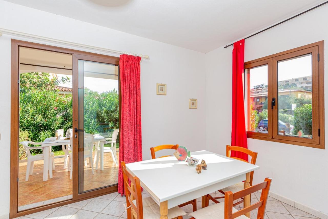 Appartamento Residenziale Trilocale 6 Posti Letto Via Sardegna San Teodoro San Teodoro  Exterior photo